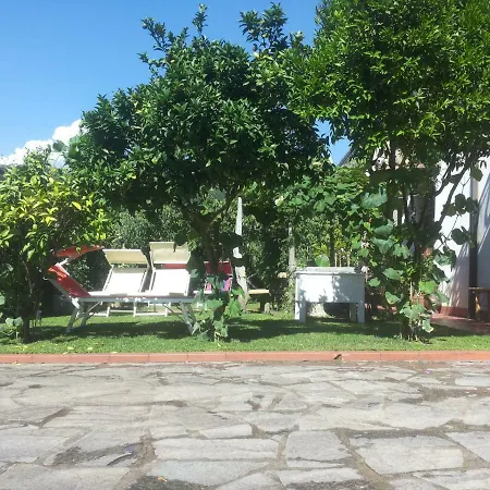 Linda